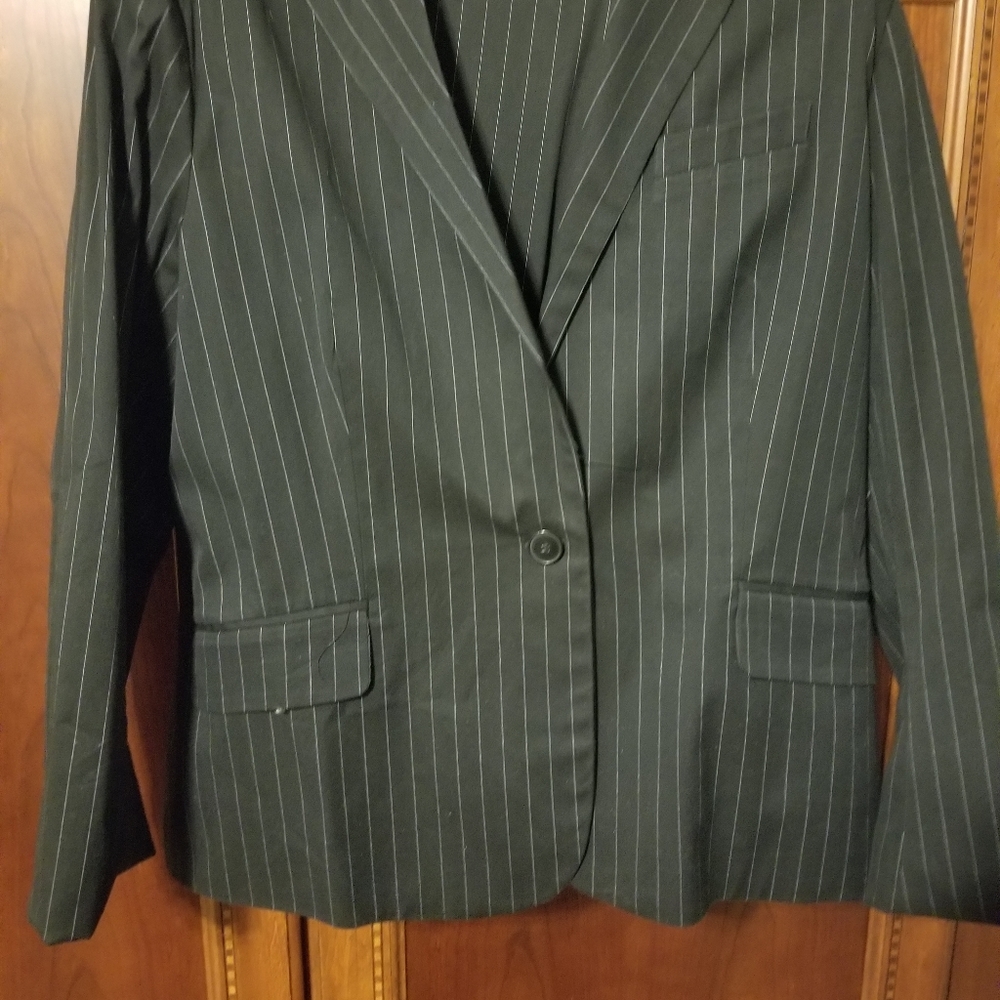 Women pants suit